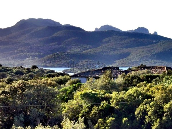 appartamento in vendita ad Olbia in zona Rudalza