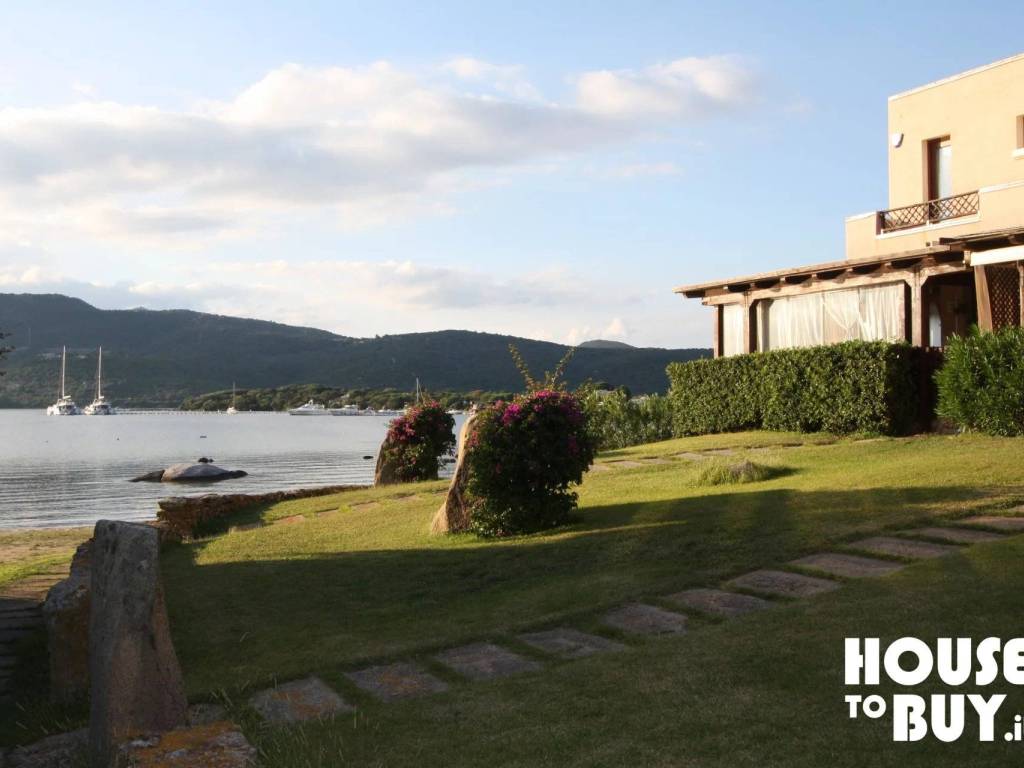 appartamento in vendita ad Olbia in zona Porto Rotondo