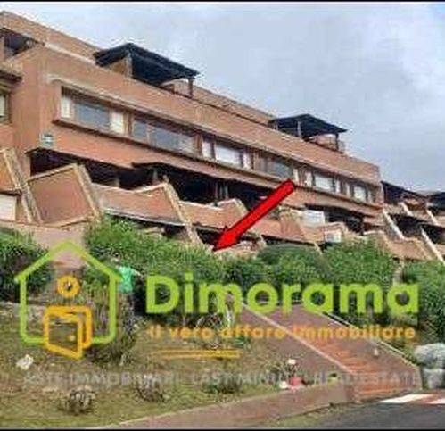 appartamento in vendita ad Olbia in zona Cugnana