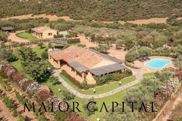 casa indipendente in vendita ad Olbia in zona San Pantaleo