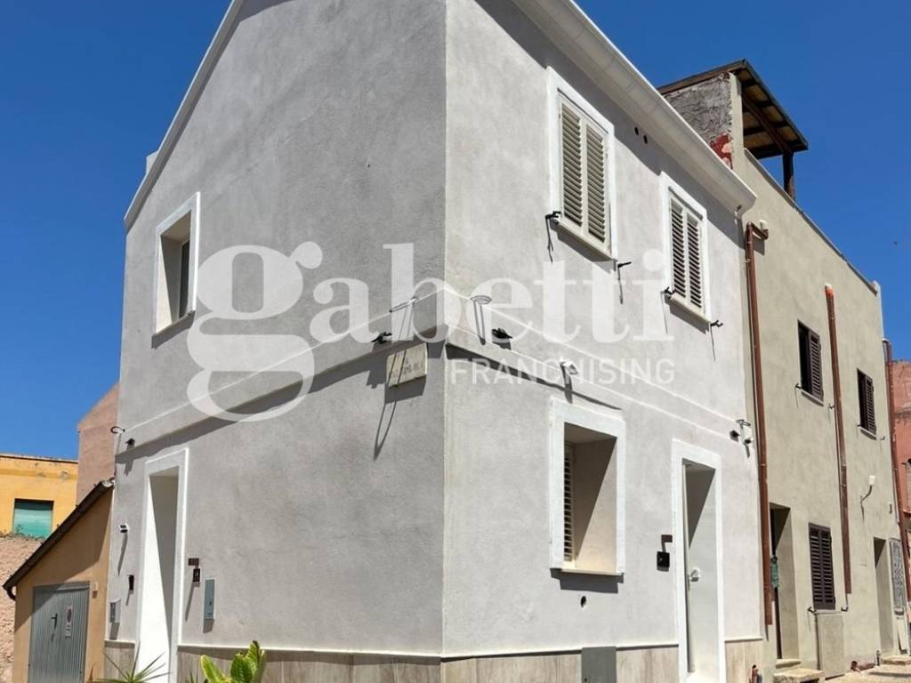 casa indipendente in vendita ad Olbia in zona Lu Sticcadu