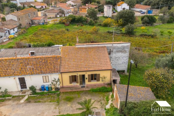 casa indipendente in vendita ad Olbia in zona Centro Storico