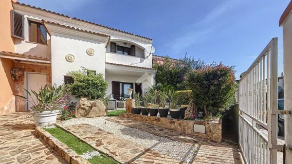 casa indipendente in vendita ad Olbia in zona Osseddu