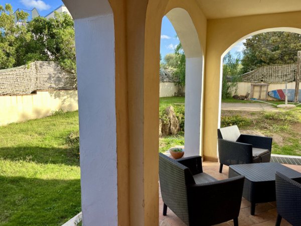 appartamento in vendita ad Olbia in zona Pittulongu