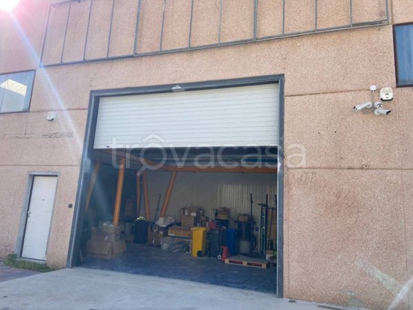 negozio in vendita ad Olbia in zona Aldo Moro