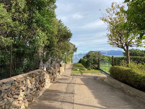 appartamento in vendita ad Olbia in zona Bados