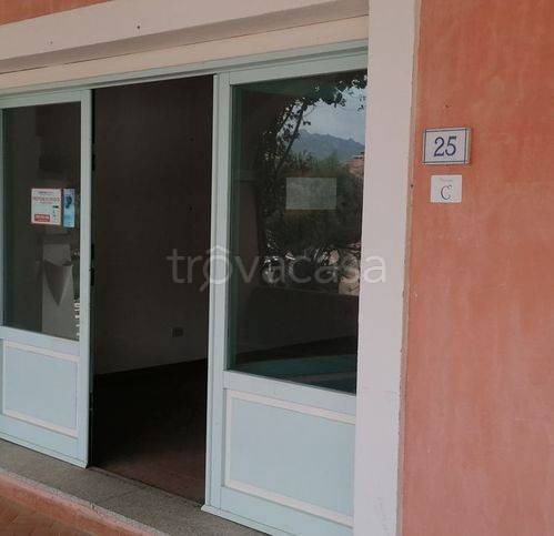 negozio in vendita ad Olbia in zona Porto Rotondo