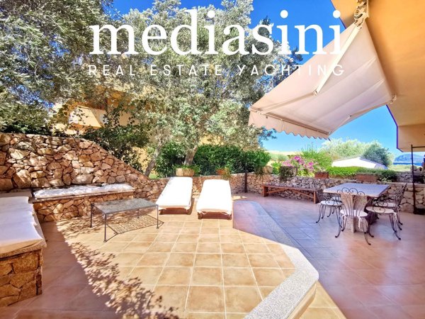 appartamento in vendita ad Olbia in zona Cugnana