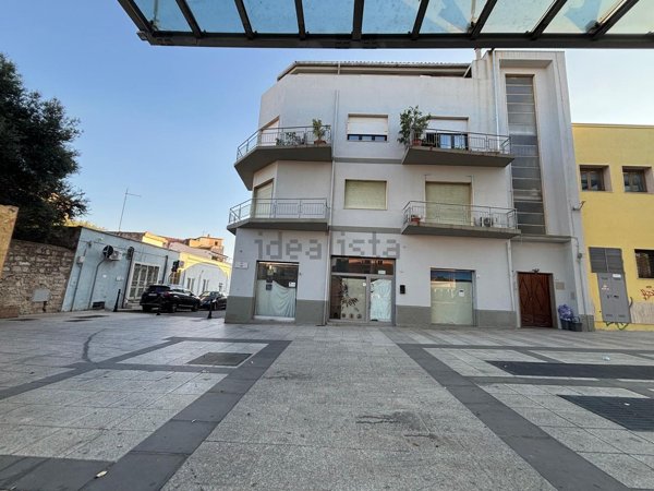 locale commerciale in vendita ad Olbia in zona Centro Storico