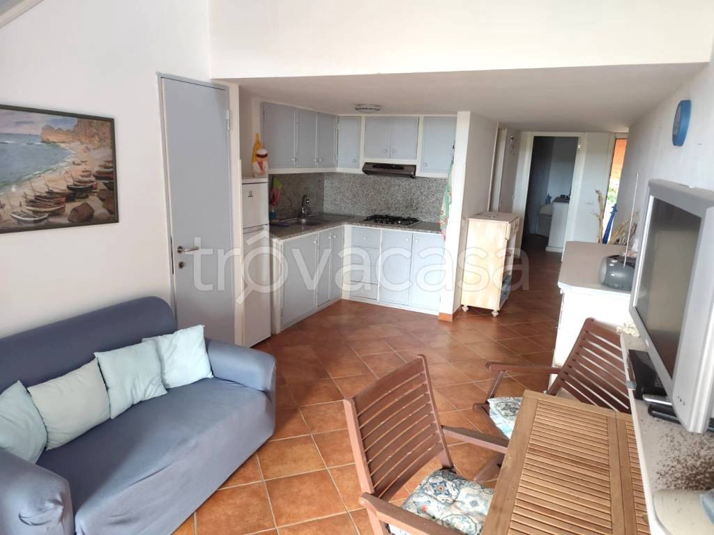 casa indipendente in vendita ad Olbia in zona Centro Storico