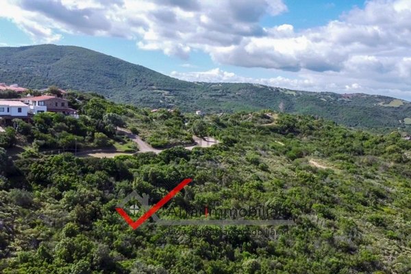 terreno agricolo in vendita ad Olbia in zona Sole Ruiu