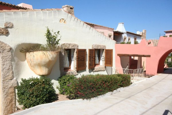 appartamento in vendita ad Olbia in zona San Pantaleo