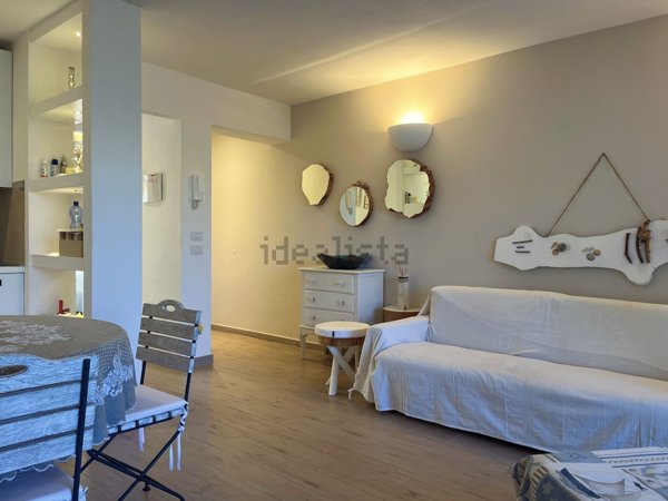 appartamento in vendita ad Olbia in zona Rudalza