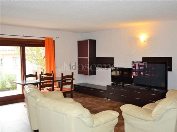 appartamento in vendita ad Olbia in zona Rudalza