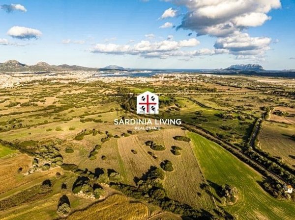 terreno agricolo in vendita ad Olbia in zona Santa Mariedda