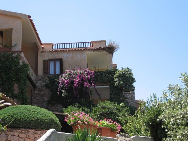 appartamento in vendita ad Olbia in zona Rudalza