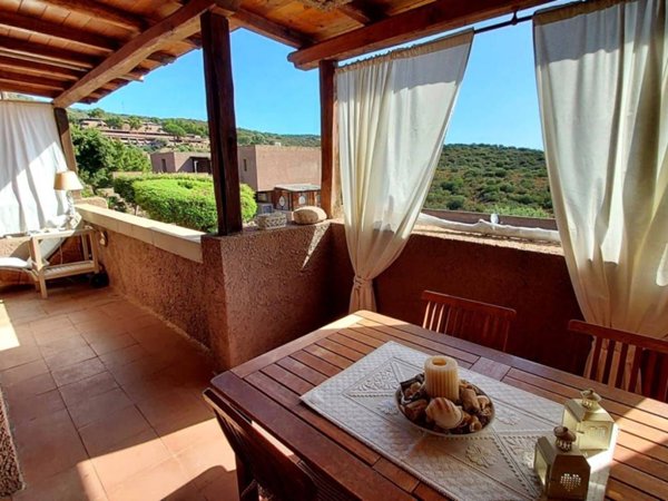 appartamento in vendita ad Olbia in zona Cugnana