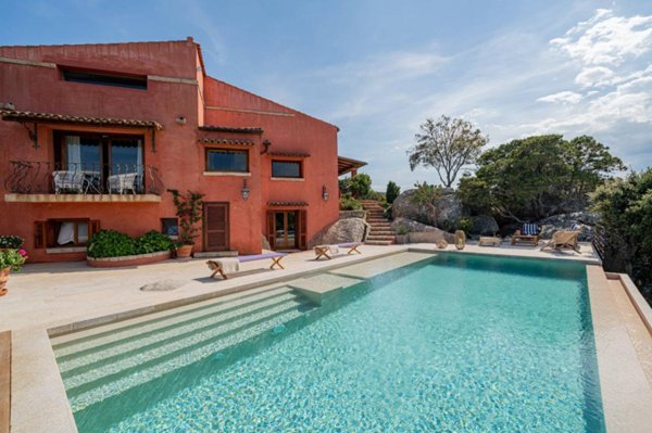 casa indipendente in vendita ad Olbia in zona Porto Rotondo