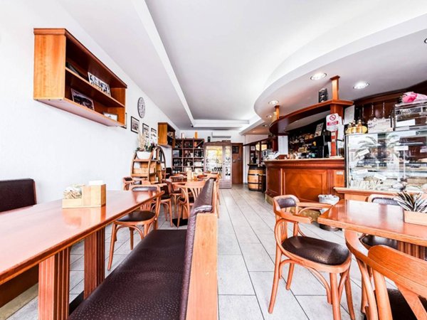 negozio in vendita ad Olbia in zona Centro Storico