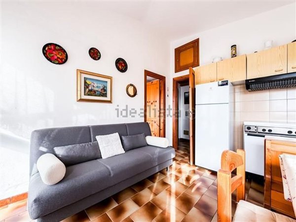 appartamento in vendita ad Olbia in zona Pittulongu