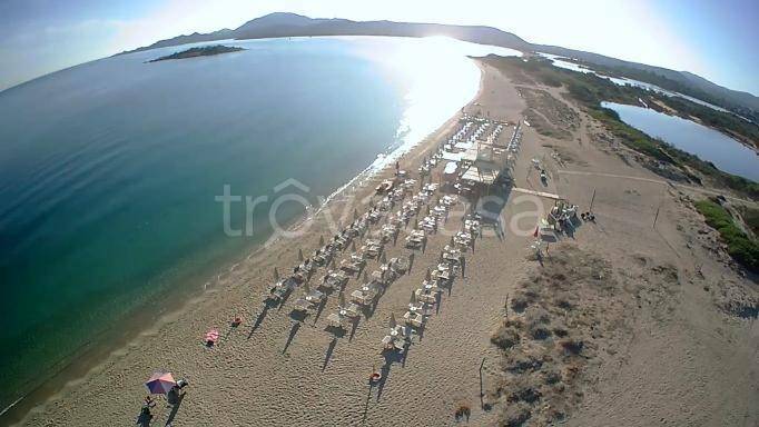 negozio in vendita ad Olbia