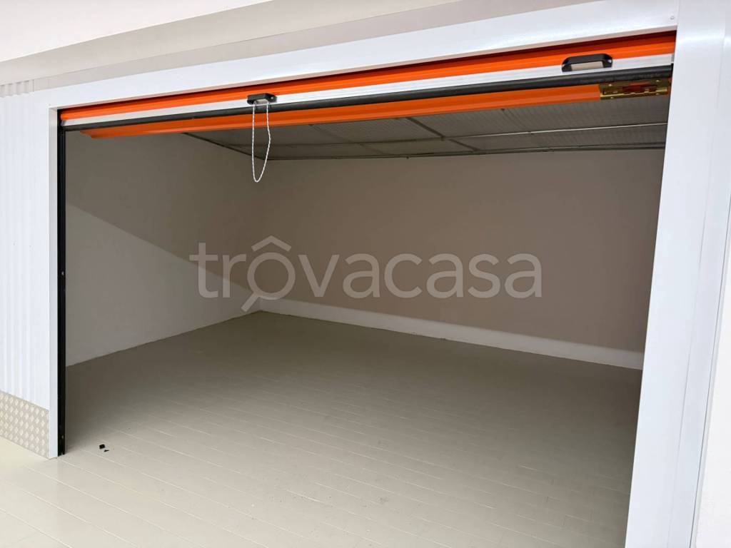 locale di sgombero in vendita ad Olbia in zona Centro Storico