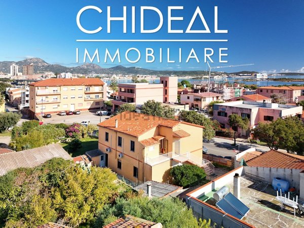 casa indipendente in vendita ad Olbia in zona Centro Storico