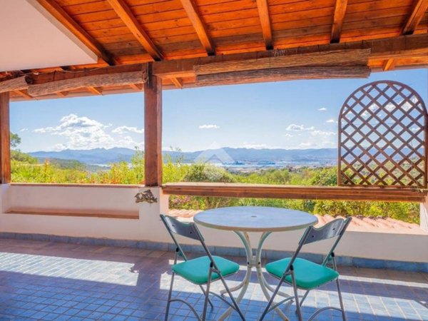 casa indipendente in vendita ad Olbia in zona Osseddu