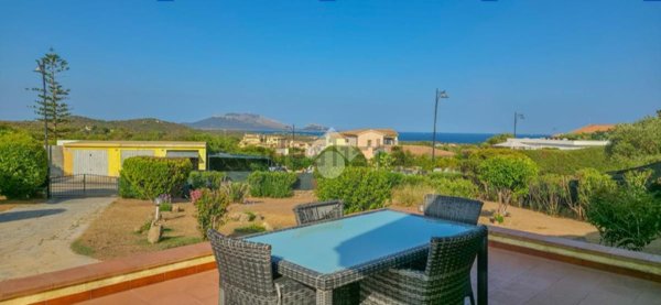 casa indipendente in vendita ad Olbia in zona Pittulongu