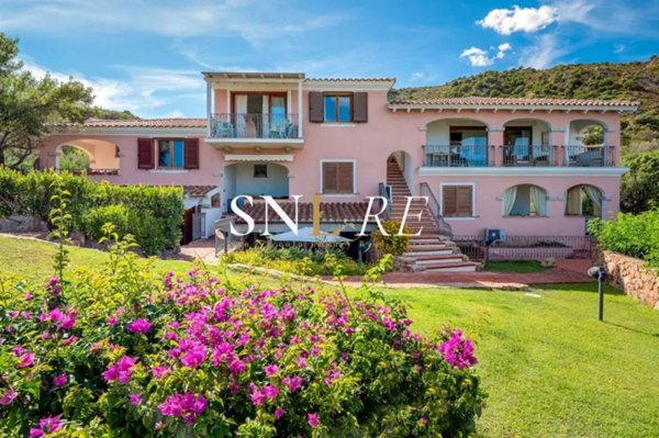 villa in vendita ad Olbia in zona Murta Maria