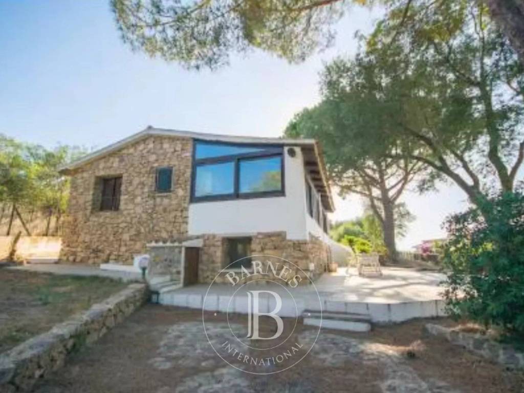 casa indipendente in vendita ad Olbia in zona Lido del Sole