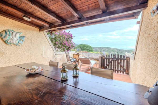 appartamento in vendita ad Olbia in zona Cugnana