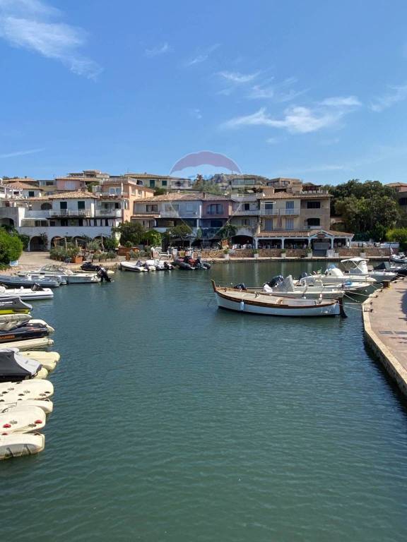 negozio in vendita ad Olbia in zona Porto Rotondo