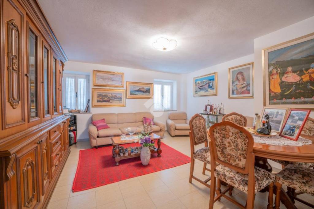 casa indipendente in vendita ad Olbia in zona Aldo Moro