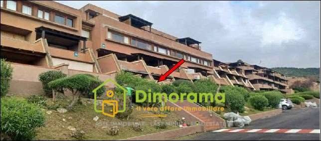 appartamento in vendita ad Olbia in zona Cugnana