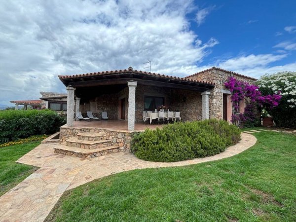 casa indipendente in vendita ad Olbia in zona Porto Rotondo