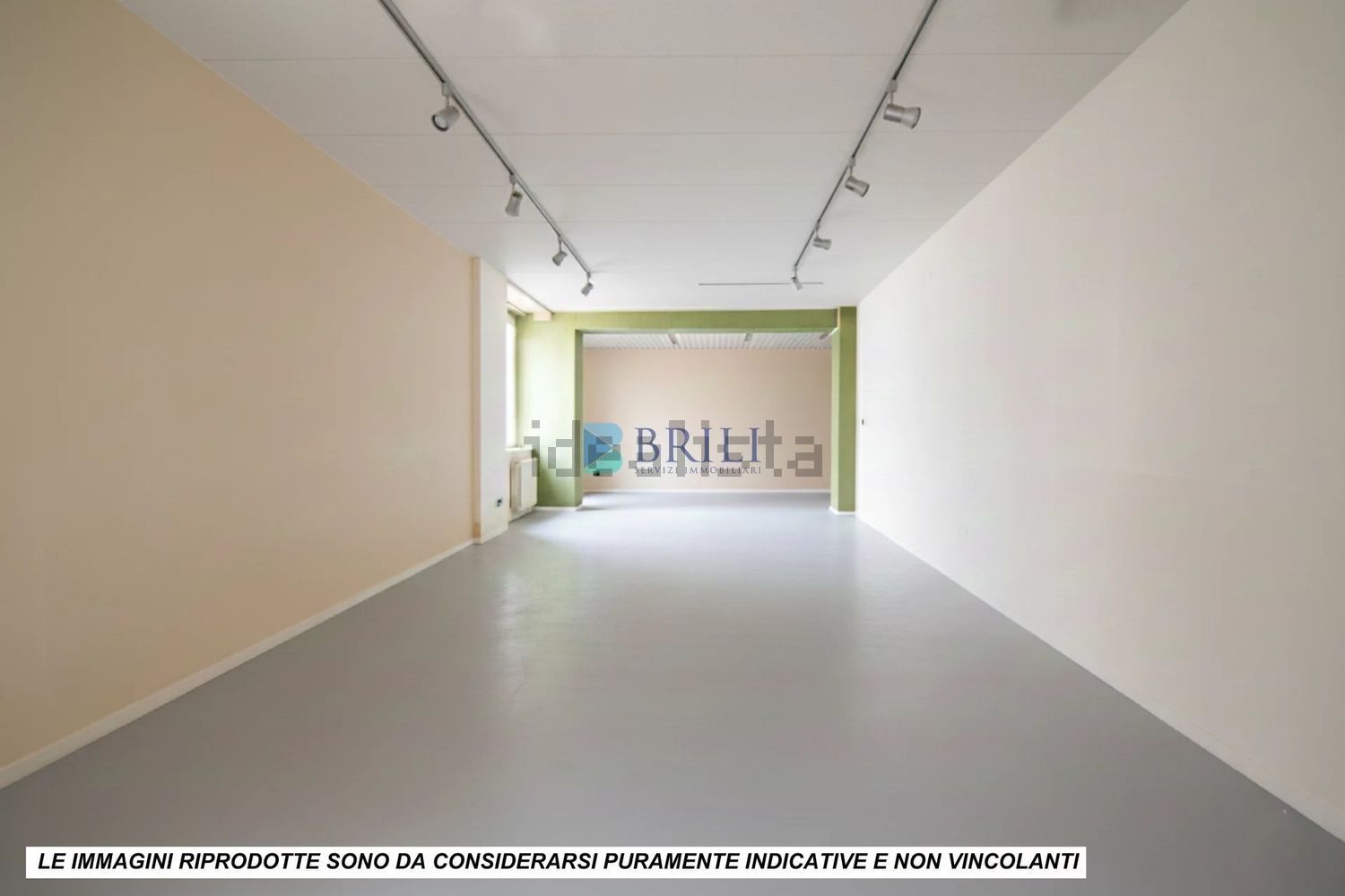 locale commerciale in vendita ad Olbia in zona San Simplicio