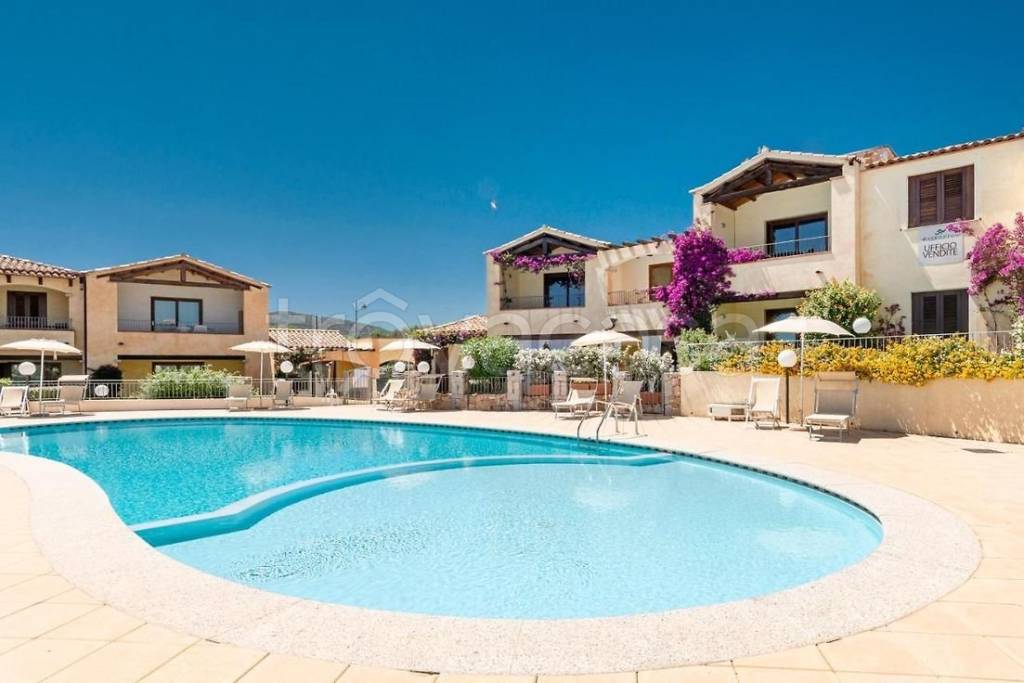 appartamento in vendita ad Olbia in zona Murta Maria