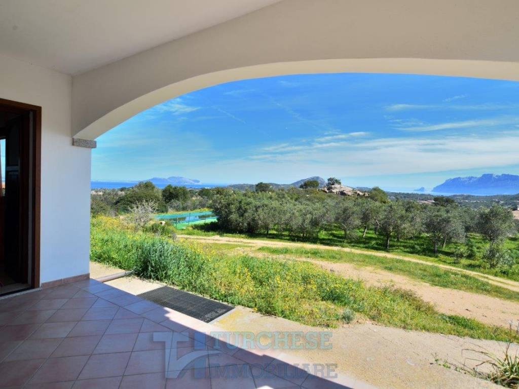 casa indipendente in vendita ad Olbia in zona Murta Maria