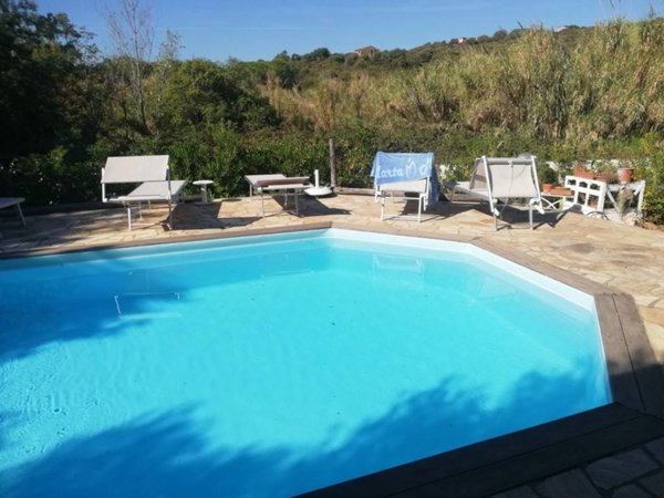 casa indipendente in vendita ad Olbia in zona Pittulongu