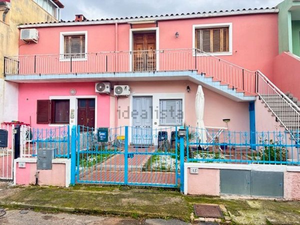 appartamento in vendita ad Olbia in zona Bandinu