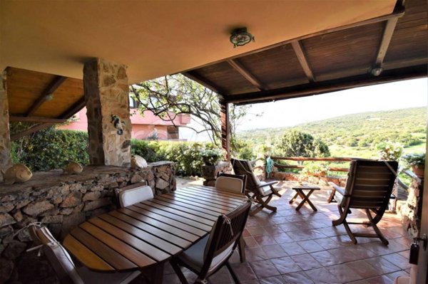 appartamento in vendita ad Olbia in zona Portisco