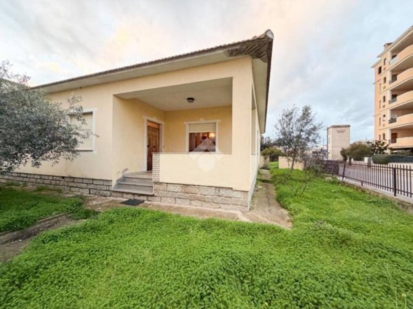 casa indipendente in vendita ad Olbia in zona Lu Sticcadu