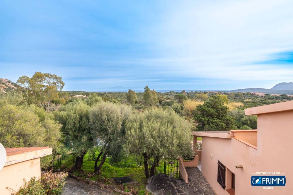 appartamento in vendita ad Olbia in zona Marinella