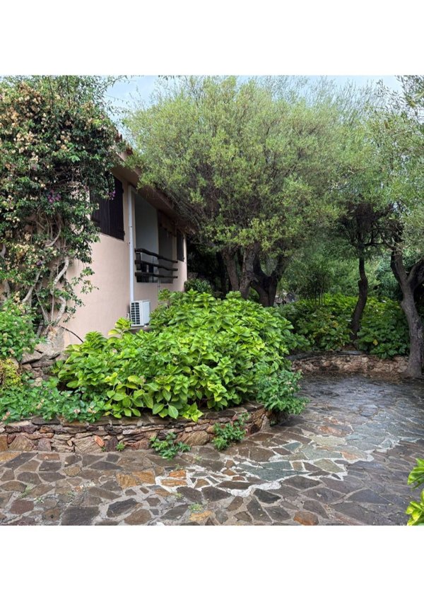 monolocale in vendita ad Olbia in zona Rudalza