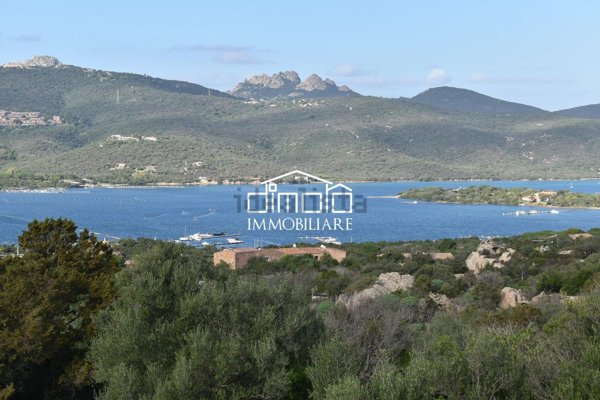 appartamento in vendita ad Olbia in zona Rudalza