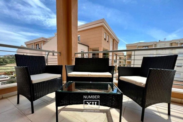 appartamento in vendita ad Olbia in zona Baratta