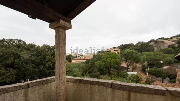 appartamento in vendita ad Olbia in zona Rudalza