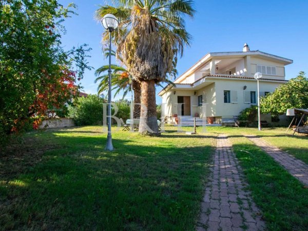 casa indipendente in vendita ad Olbia in zona Aldo Moro