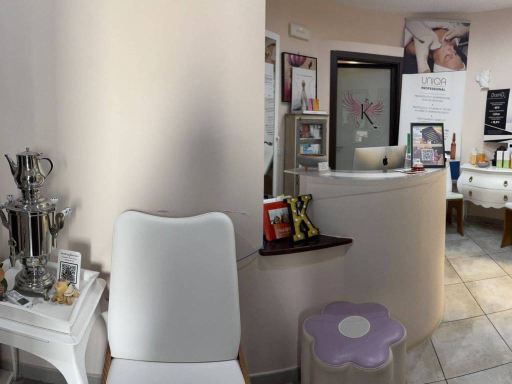 negozio in vendita ad Olbia in zona Aldo Moro